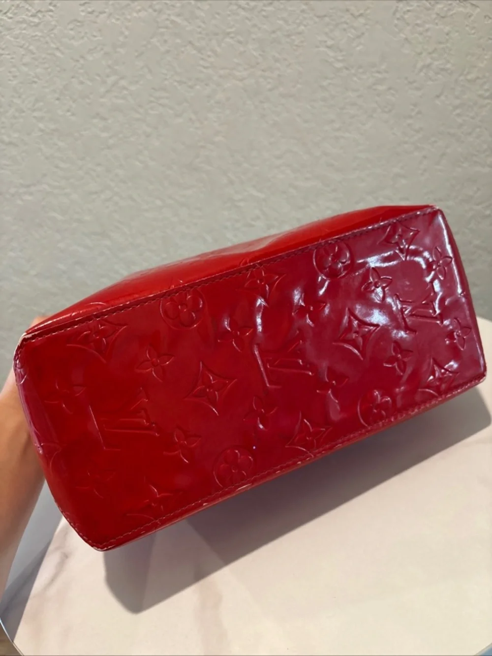 Louis Vuitton Red Patent
Monogram Vernis Tote with Tan Handles - Picture 15 of 16